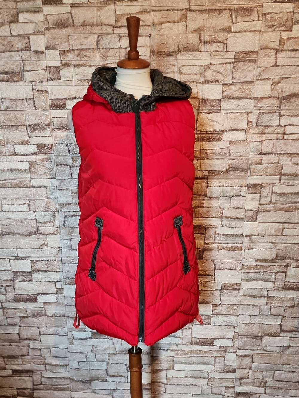 Elsoday Red & Gray Full Zip Hoodie Vest